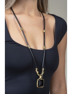 Collar Kubik Kool Oro 2