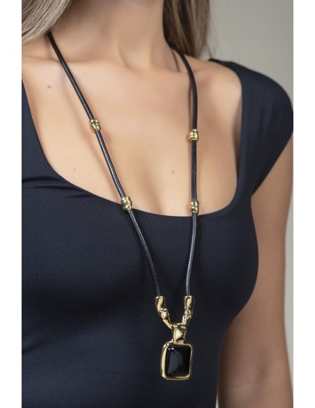 Collar Kubik Kool Oro