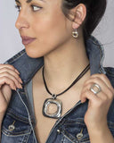 Asir Collar